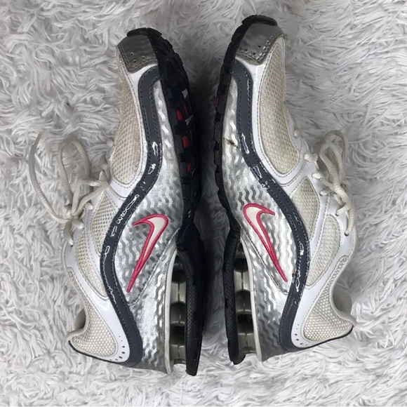 nike reax run 5 white pink